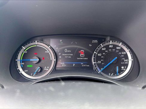 Used 2021 Toyota Highlander Limited AWD/4WD image 22