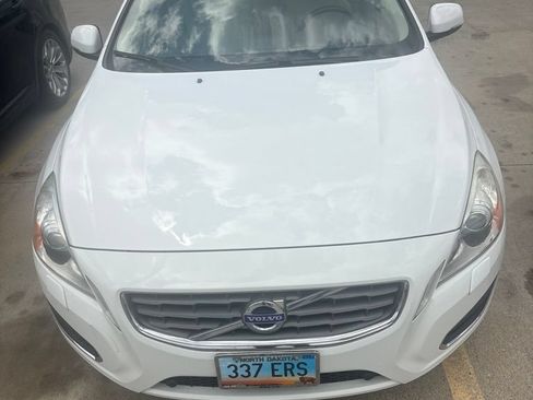 Used 2013 Volvo S60 T5 AWD/4WD image 12