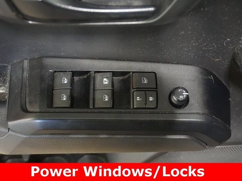 Used 2023 Toyota Tacoma SR image 5