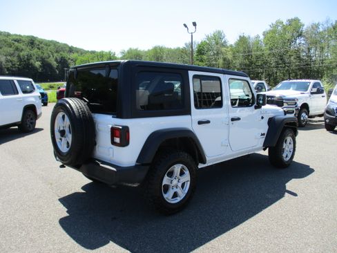 Certified 2022 Jeep Wrangler Unlimited Sport AWD/4WD image 5