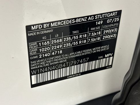 Certified 2026 Mercedes-Benz GLA 250 image 38