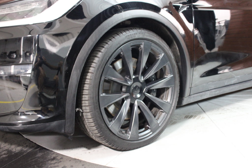 Used 2023 Tesla Model X AWD/4WD image 40