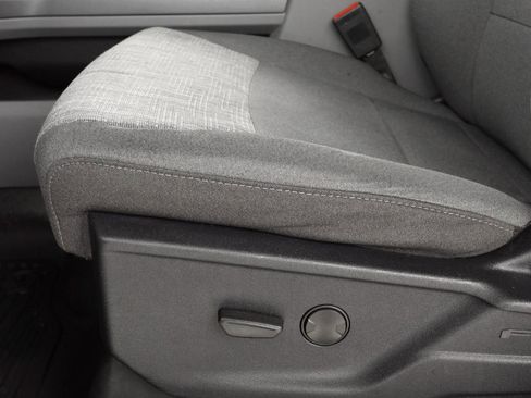 Used 2023 Ford F250 XLT image 26