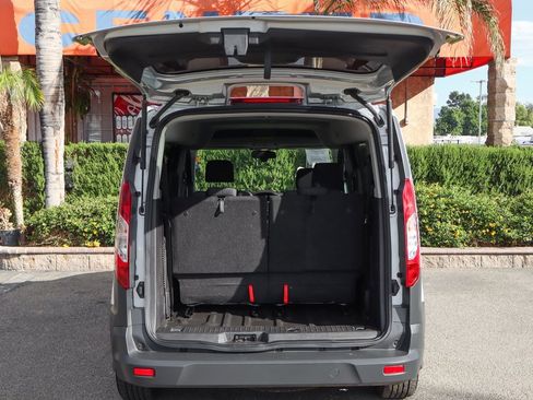 Used 2016 Ford Transit Connect XL image 8