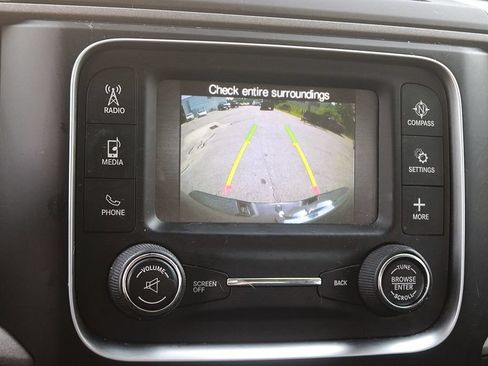 Used 2015 RAM 1500 Express AWD/4WD image 25