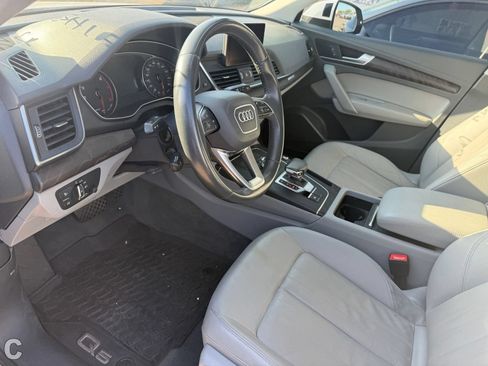 Used 2020 Audi Q5 2.0T Premium w/ Convenience Package AWD/4WD image 15