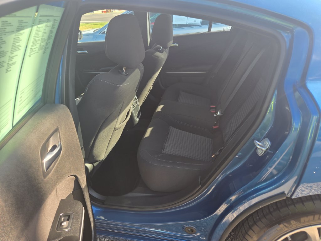 Used 2023 Dodge Charger SXT RWD image 7