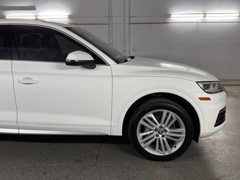 Used 2018 Audi Q5 2.0T Premium Plus w/ Premium Plus Package AWD/4WD image 4