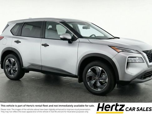 Used 2025 Nissan Rogue SV FWD image 1