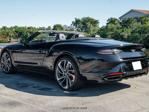 Used 2025 Bentley Continental GT Speed image 6