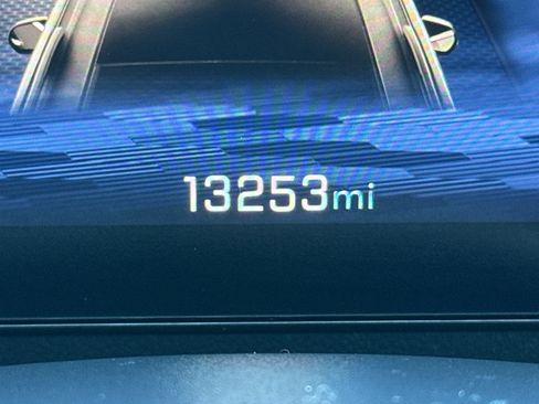 Used 2025 Chevrolet Traverse Z71 w/ Driver Confidence Package image 20