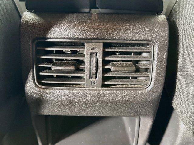 Used 2023 Nissan Rogue S FWD image 23