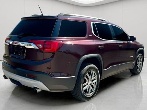 Used 2017 GMC Acadia SLT FWD image 4