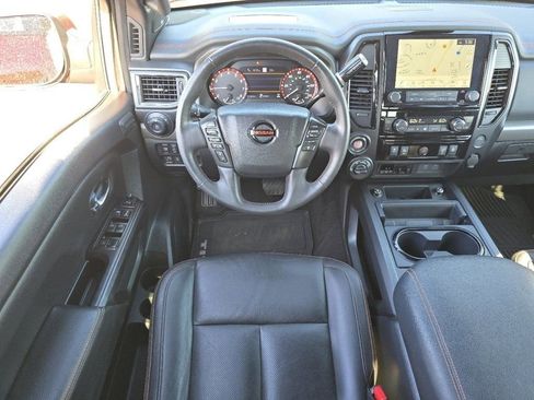 Used 2020 Nissan Titan PRO-4X w/ Pro-4x Convenience Package AWD/4WD image 34