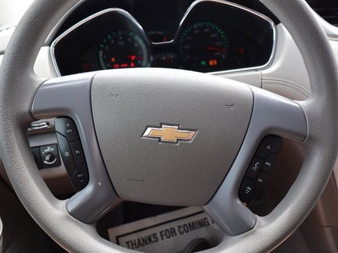 Used 2017 Chevrolet Traverse LS FWD image 21