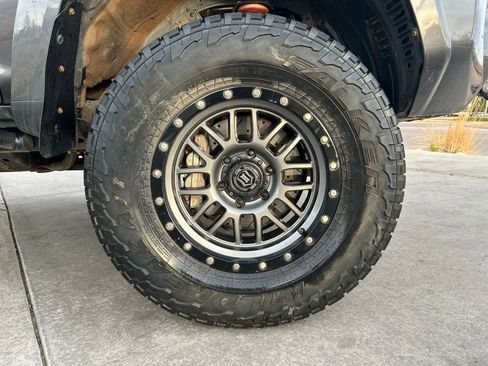 Used 2016 Toyota 4Runner Trail image 32