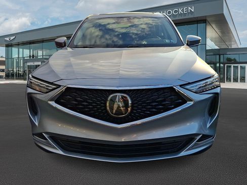 Used 2024 Acura MDX SH-AWD image 2