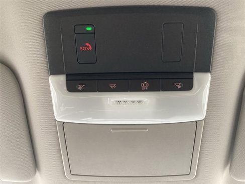 New 2026 Nissan Pathfinder SL image 26