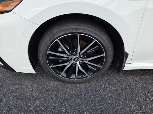 Used 2024 Toyota Camry SE FWD image 5