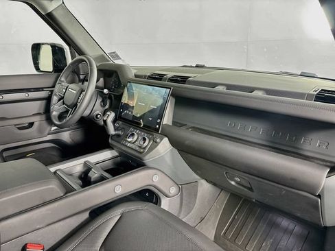 Used 2026 Land Rover Defender 110 S AWD/4WD image 29