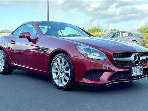 Used 2019 Mercedes-Benz SLC 300 image 2