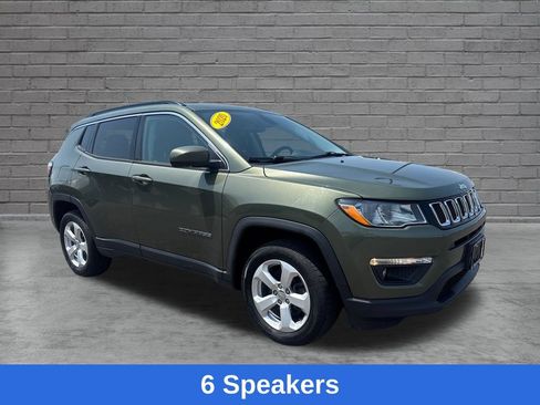 Used 2020 Jeep Compass Latitude w/ Cold Weather Group AWD/4WD image 9