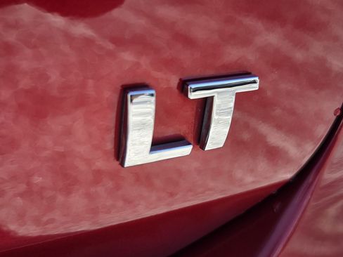 Certified 2024 Chevrolet Equinox LT FWD image 15