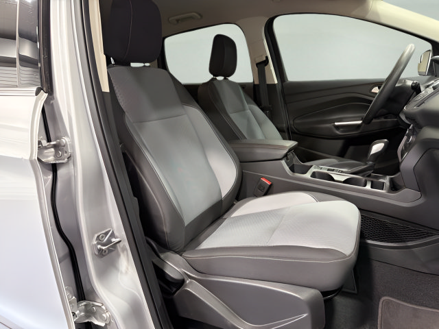 Used 2018 Ford Escape SE FWD image 14