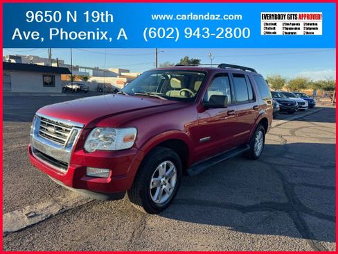 Used 2007 Ford Explorer XLT image 2