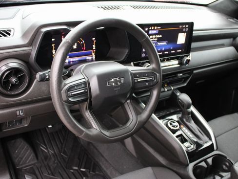 Used 2023 Chevrolet Colorado Trail Boss w/ Advanced Trailering Package image 9