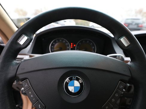 Used 2008 BMW 750i image 20