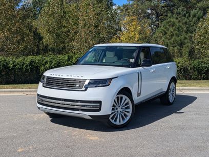 New 2025 Land Rover Range Rover Long Wheelbase SE