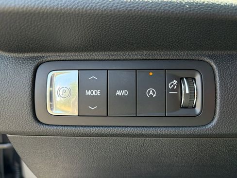 New 2026 Chevrolet Traverse Z71 w/ Enhanced Driving Package AWD/4WD image 4