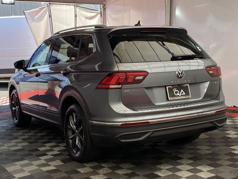 Used 2022 Volkswagen Tiguan SE image 4
