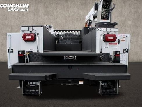 New 2023 RAM 5500 Tradesman image 9