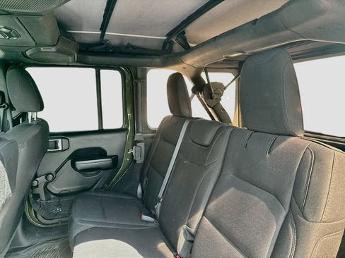 Used 2021 Jeep Wrangler Unlimited Sport AWD/4WD image 22