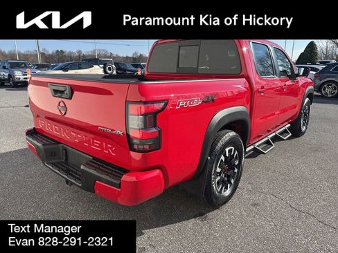 Used 2022 Nissan Frontier PRO-4X image 7