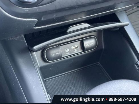 Used 2020 Kia Sorento LX image 27