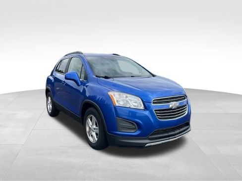 Used 2016 Chevrolet Trax LT w/ LT Convenience Package FWD image 7