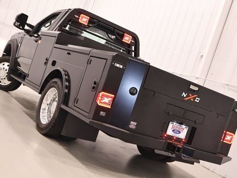 Certified 2025 Ford F550 4x4 Regular Cab Super Duty image 40