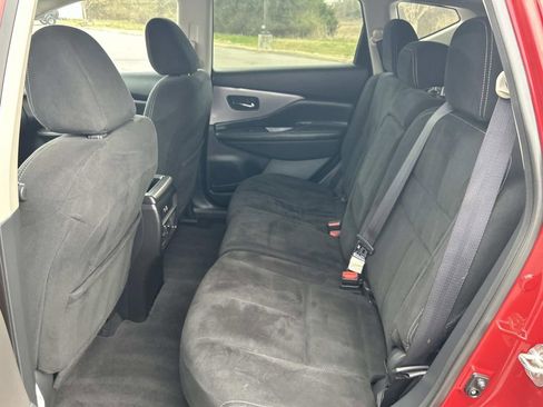 Used 2019 Nissan Murano S image 19