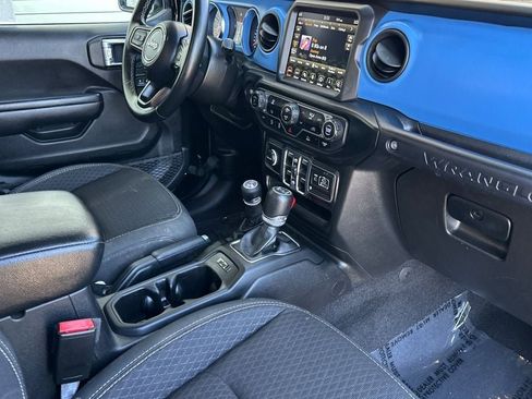 Used 2021 Jeep Wrangler Unlimited Sport image 13