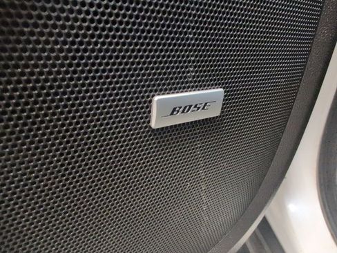 Used 2021 Chevrolet Traverse RS image 17