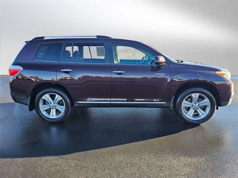 Used 2013 Toyota Highlander Limited image 6