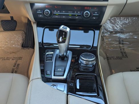 Used 2015 BMW 528i Sedan image 18