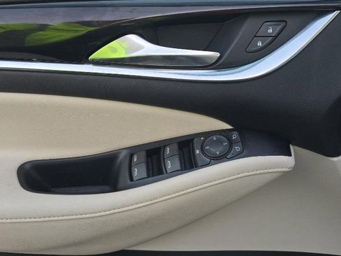 Used 2023 Buick Enclave Essence w/ Experience Buick Package image 12