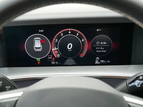 Certified 2026 Volkswagen Tiguan SE AWD/4WD image 24