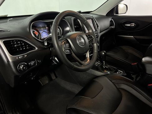 Used 2022 Jeep Cherokee Latitude Lux w/ Sun & Sound Group image 23