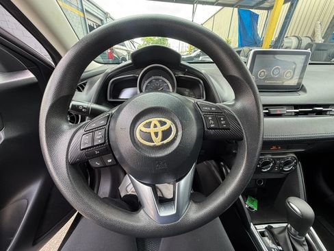 Used 2017 Toyota Yaris iA FWD image 11
