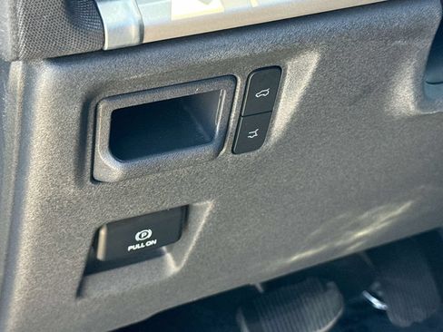 Used 2025 Ford Expedition Active RWD image 30